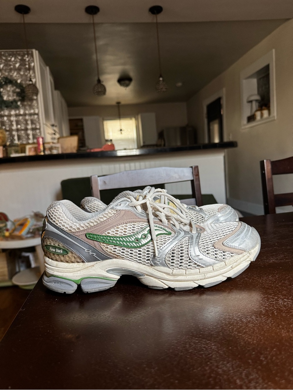 Minted New York x Saucony ProGrid Triumph 4 - Men’s US11 - No Box